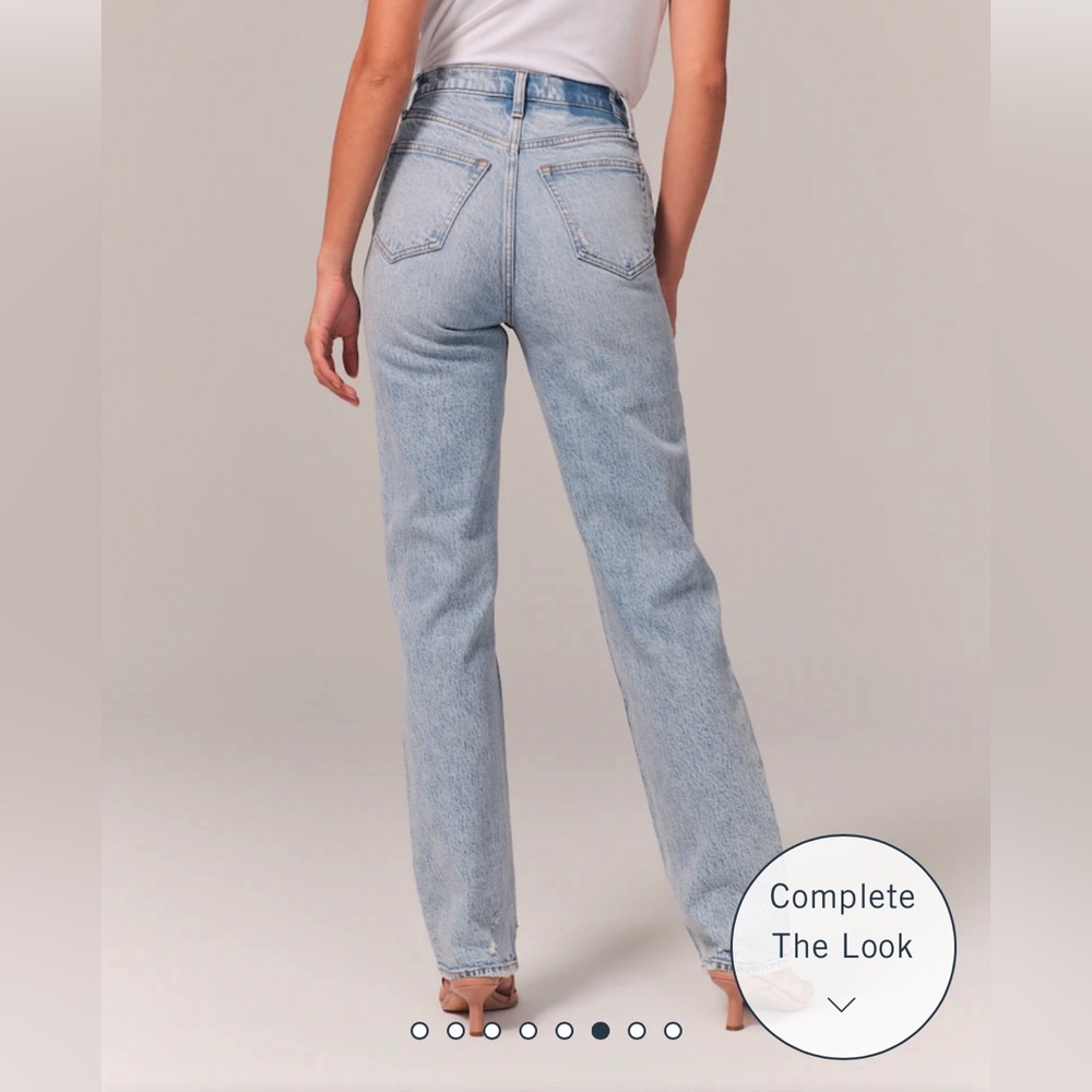 Abercrombie & Fitch Ultra High Rise 90s Straight Jean